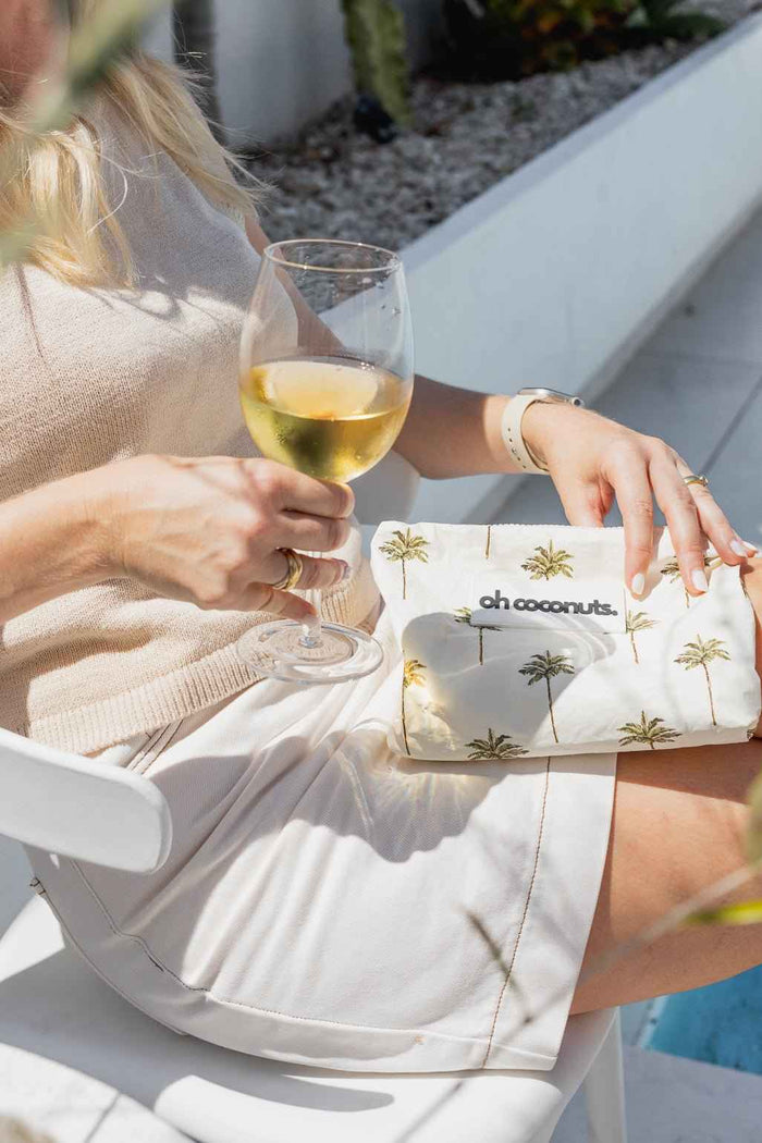 Oh Coconut LA Palm Pouch - Medium