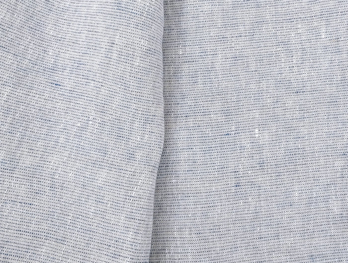 100% Linen Fabric – Softly Speckled Blue Weft on Crisp White 7573