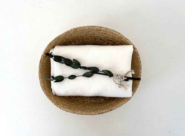 100% Linen, Light-Medium Weight, 52" , US$34/yard