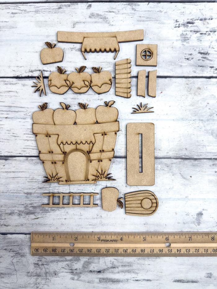 Apple Basket House DIY Kit