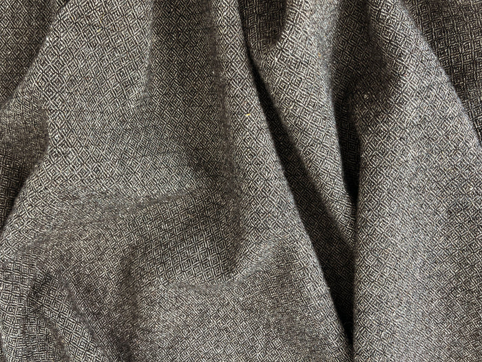 Broken Diamond Twill – Heavyweight Viking Age Linen Wool Fabric 8173 8174 8177