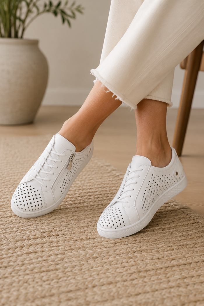 Cabello White Sneakers EG17