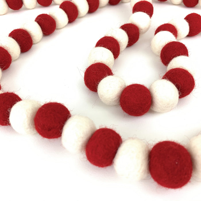 Felt Red/white Ball Garland