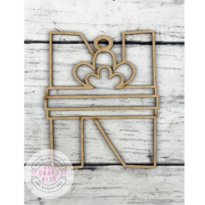 Hollow Letter N Ornament DIY