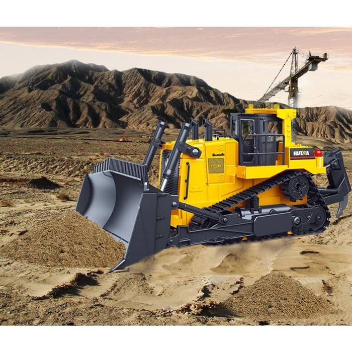 Huina 1554 RC Bulldozer (2026 Model)