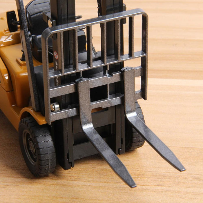 Huina 1717  Forklift toy Fork