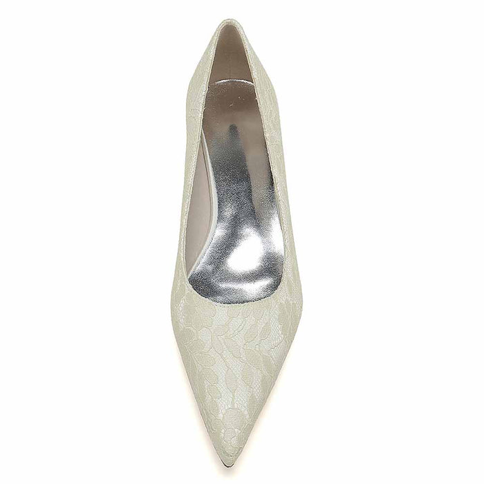 Elegant lace bridal flats for wedding featuring a floral design and pointed toe style