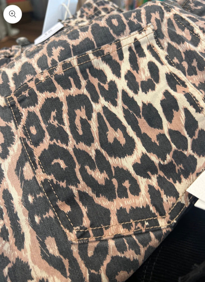 Monaco Jeans Leo Barrel Pants in Animal Print