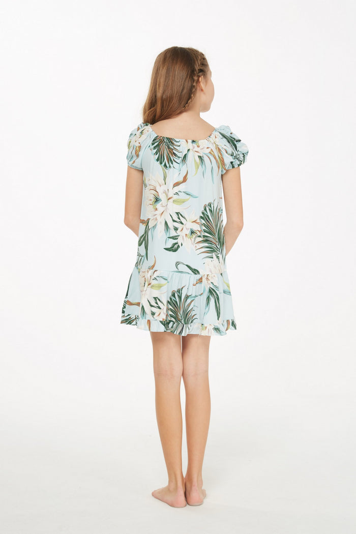 Mother Daughter Mahina Mahalo Set in Wispy Cereus Light Blue