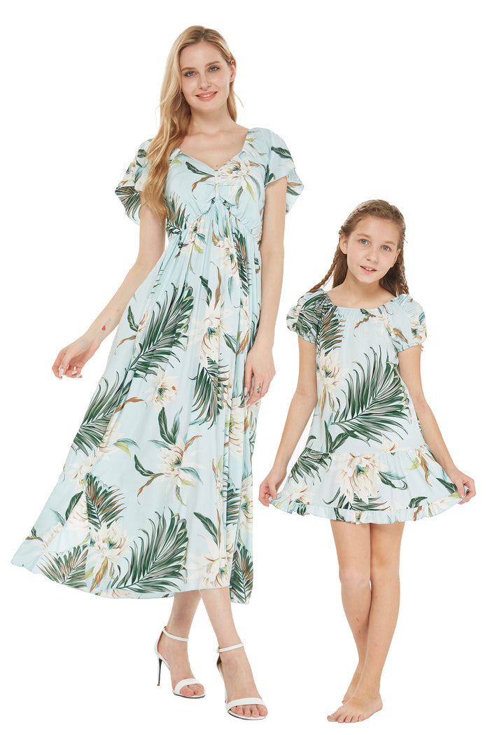 Mother Daughter Oahu Honolulu Set in Wispy Cereus Light Blue