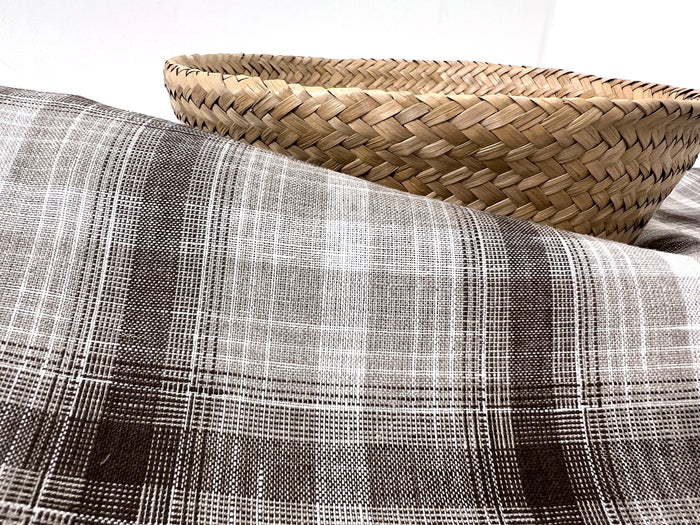 Natural Plaid 100% Linen Fabric – Lightweight & Pre-Washed 8295