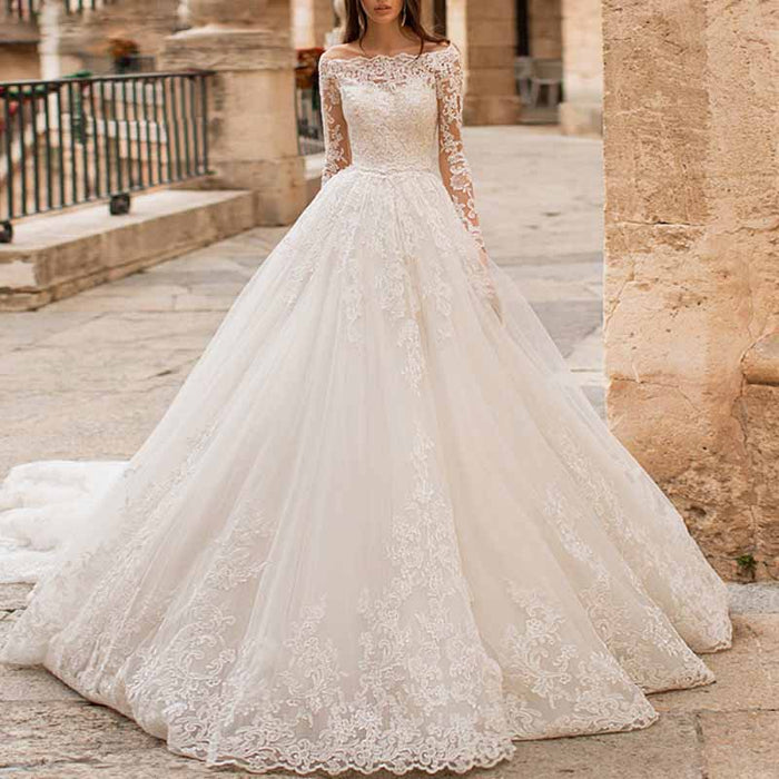 Off-the-Shoulder Sweep Train Tulle Wedding Dresses With Appliques Lace