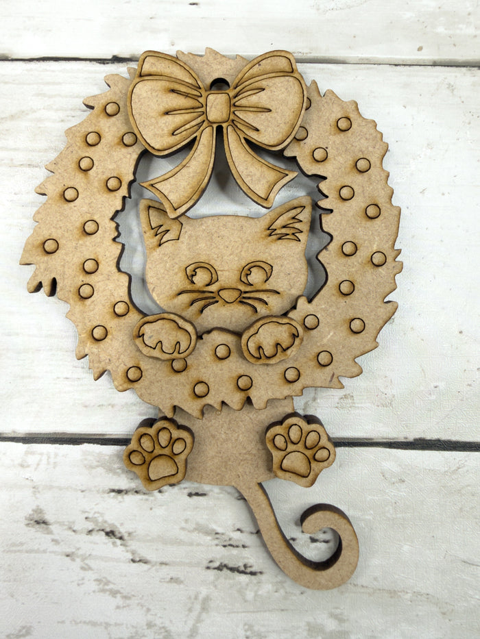 Playful Kitten Wreath Cat Ornament DIY Kit