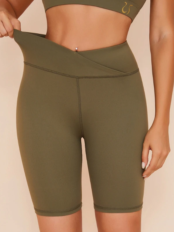 Pockets Spandex Gym Booty Cargo Shorts