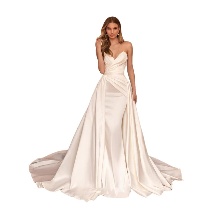 Satin Mermaid Wedding Dress – Sweetheart Neckline, Ruched Bodice, Court Train