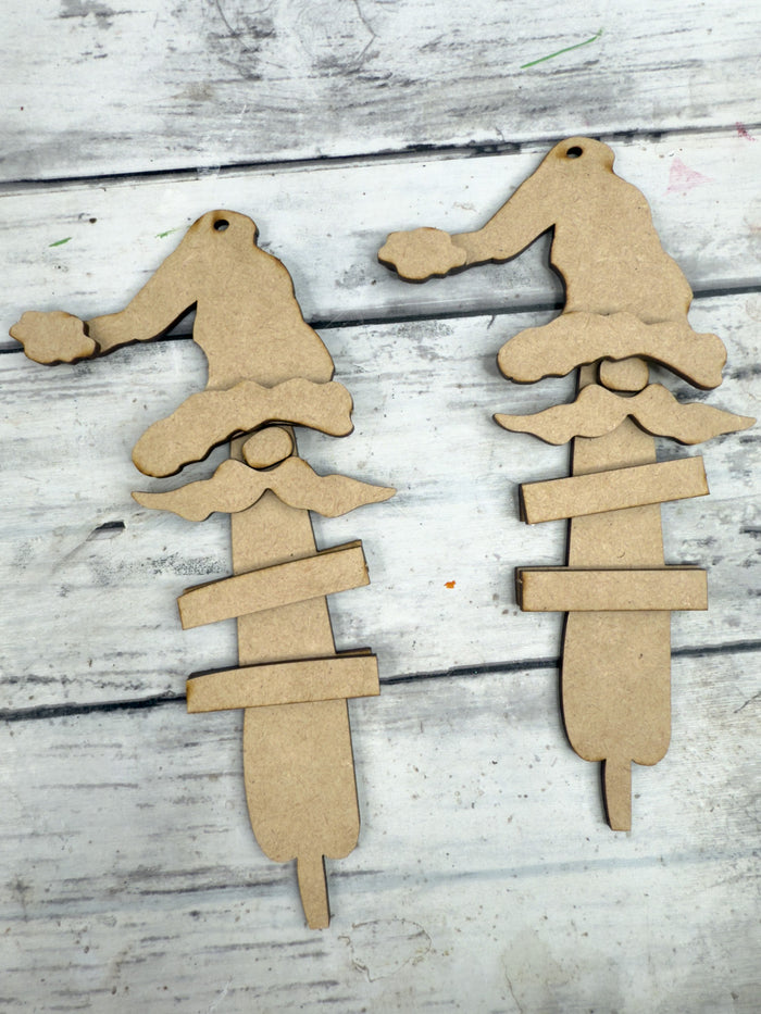 Set of 2 Primitive SANTAS Ornaments DIY Kit