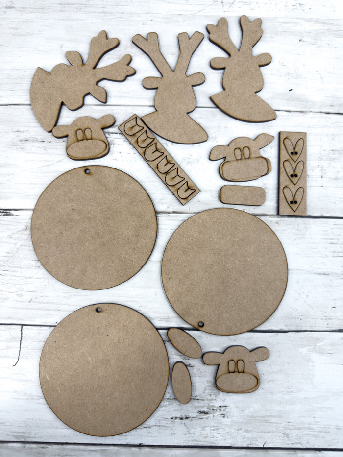 Set of Round Reindeer Ornaments DIY Kit