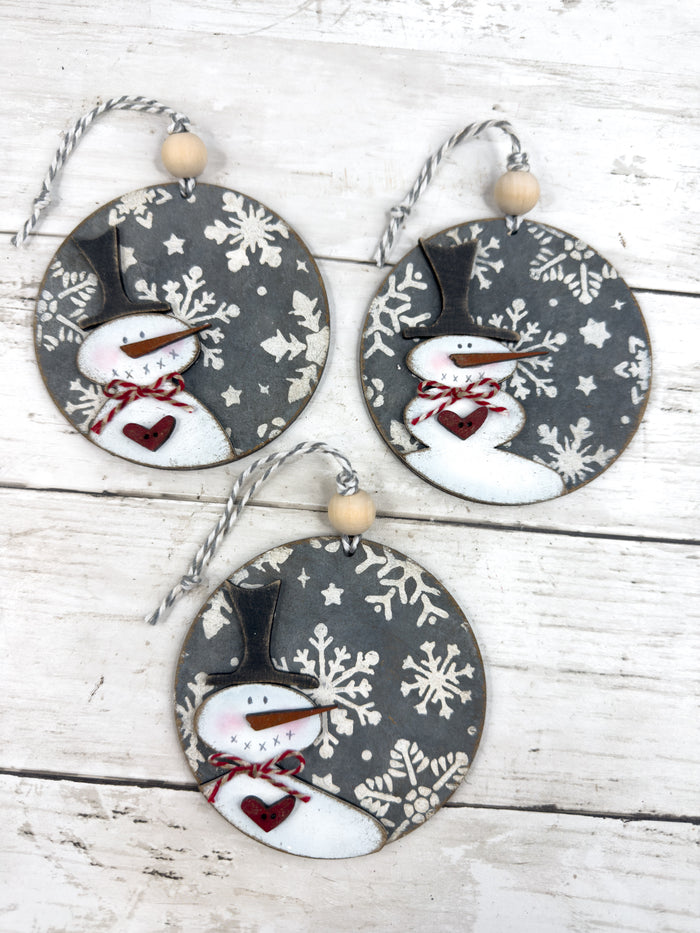 Set of Round Snowmen Ornaments DIY Kit