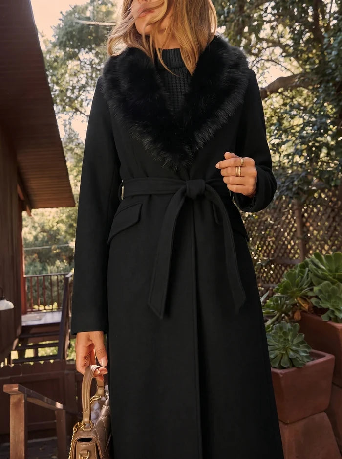 SMAIBULUN Black Teddy Fur Coat with a Detachable Collar