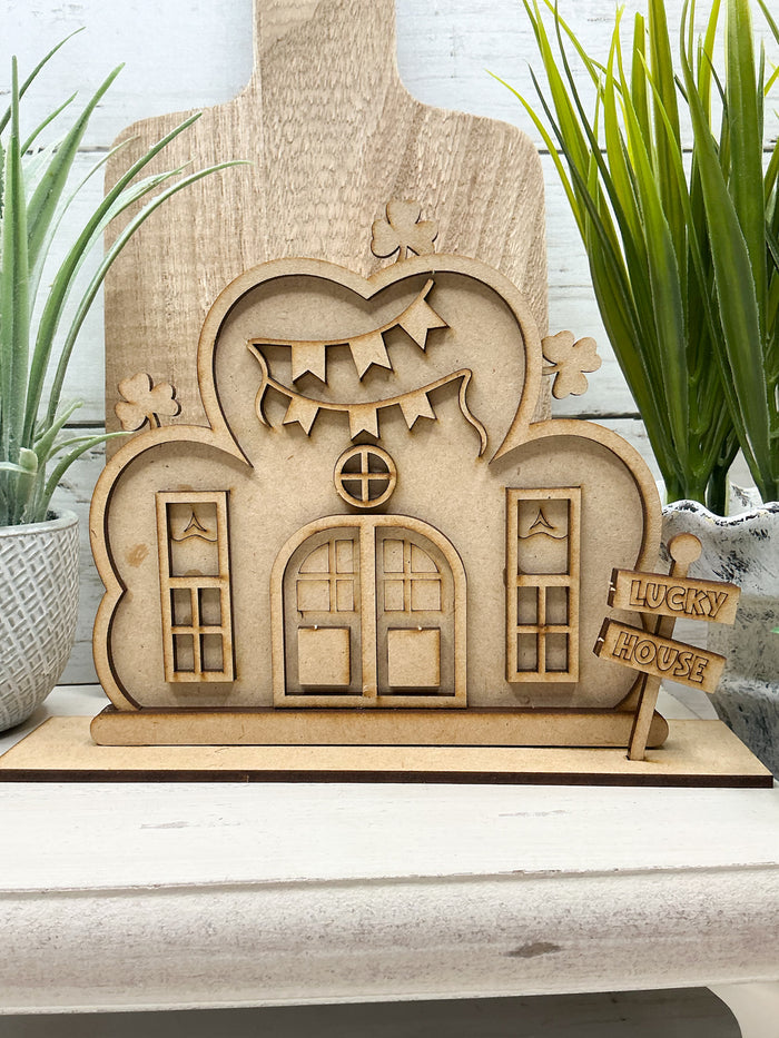 St Patrick’s Clover House DIY Kit
