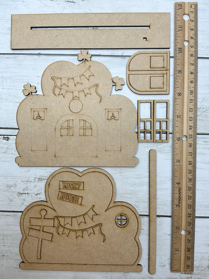 St Patrick’s Clover House DIY Kit