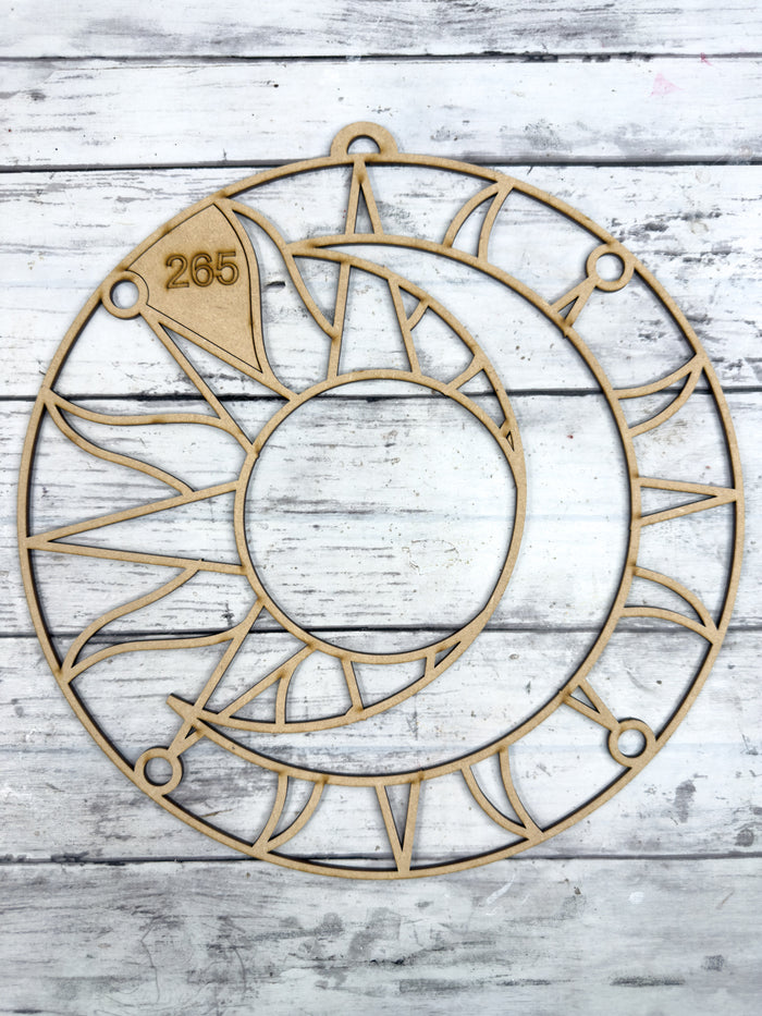 Style 265 Sun Moon Round Laser Cut Outline Frame Blank