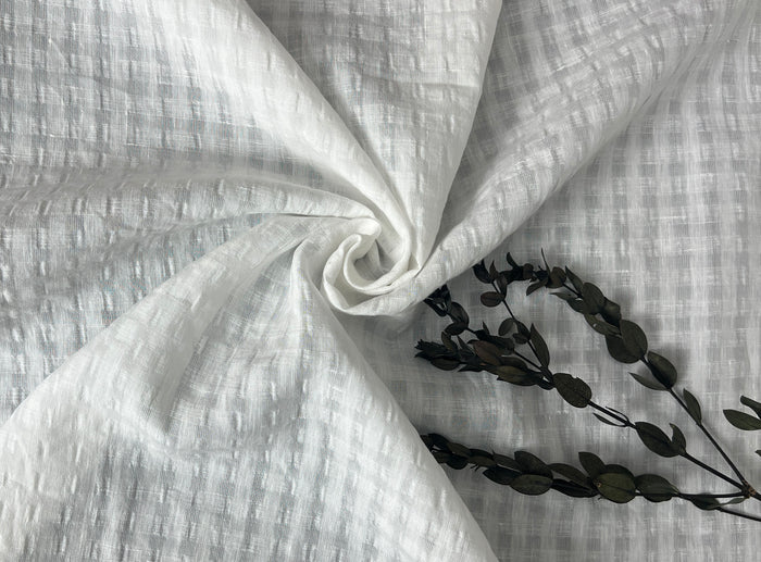 Subtle Seersucker | Linen Cotton Gingham Fabric 8300 8301