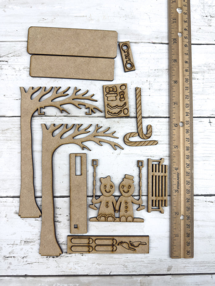 Swinging Gingerbread Couple DIY Kit