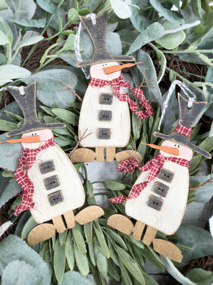 Three Primitive Snowmen wonky feet Ornaments DIY Kit