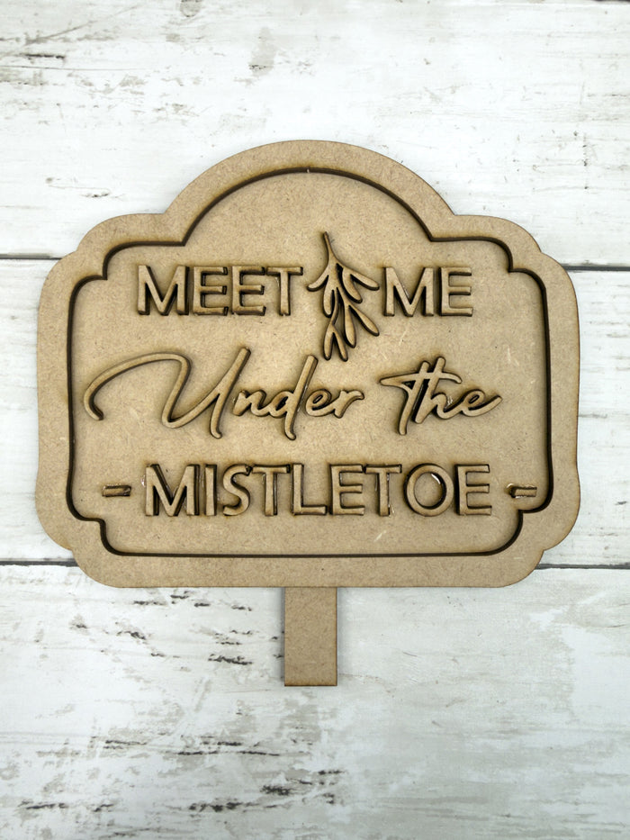 Under the Mistletoe Insert for Spindle Base