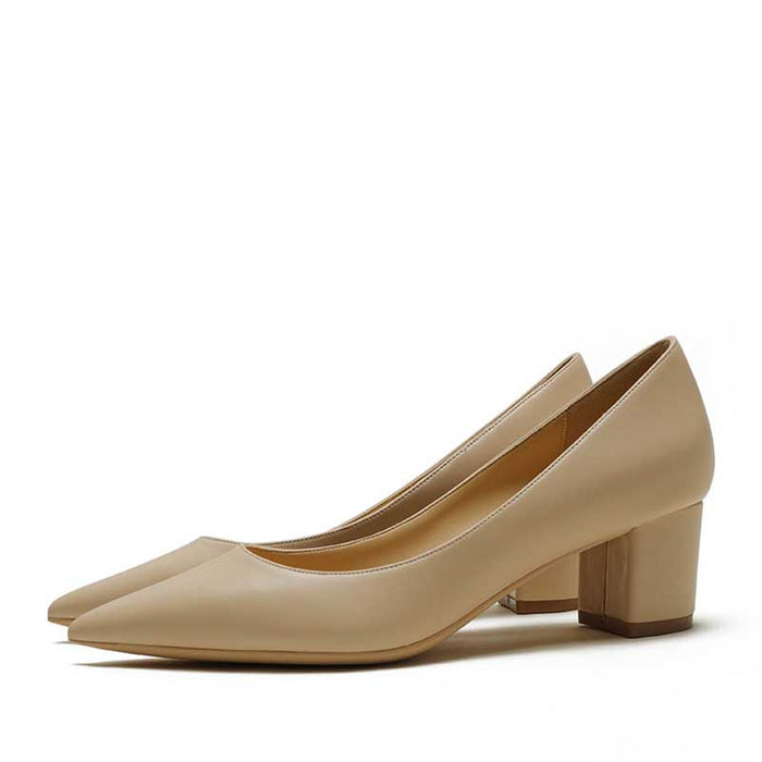 Beige women's block heel dress shoes from SD Dresscode & Fashiontrends with a sleek design