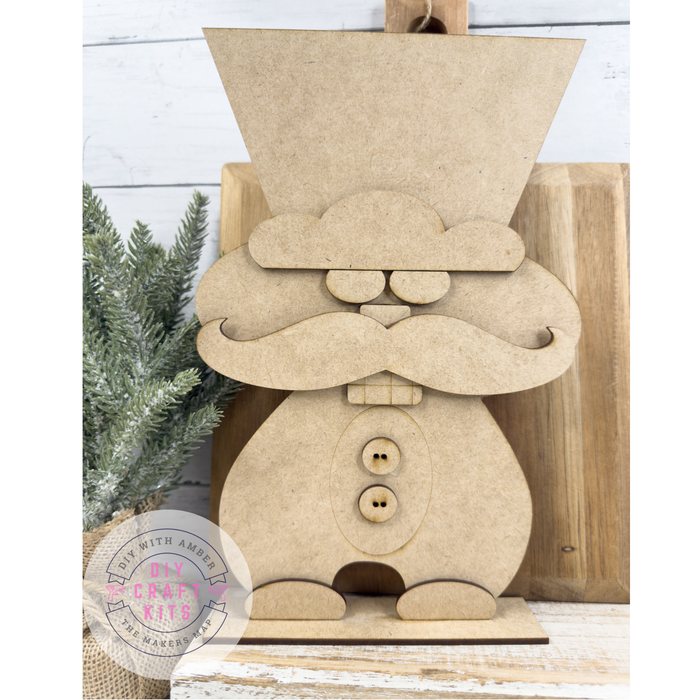 Wonky Prim Nutcracker Shelf Sitter Kit