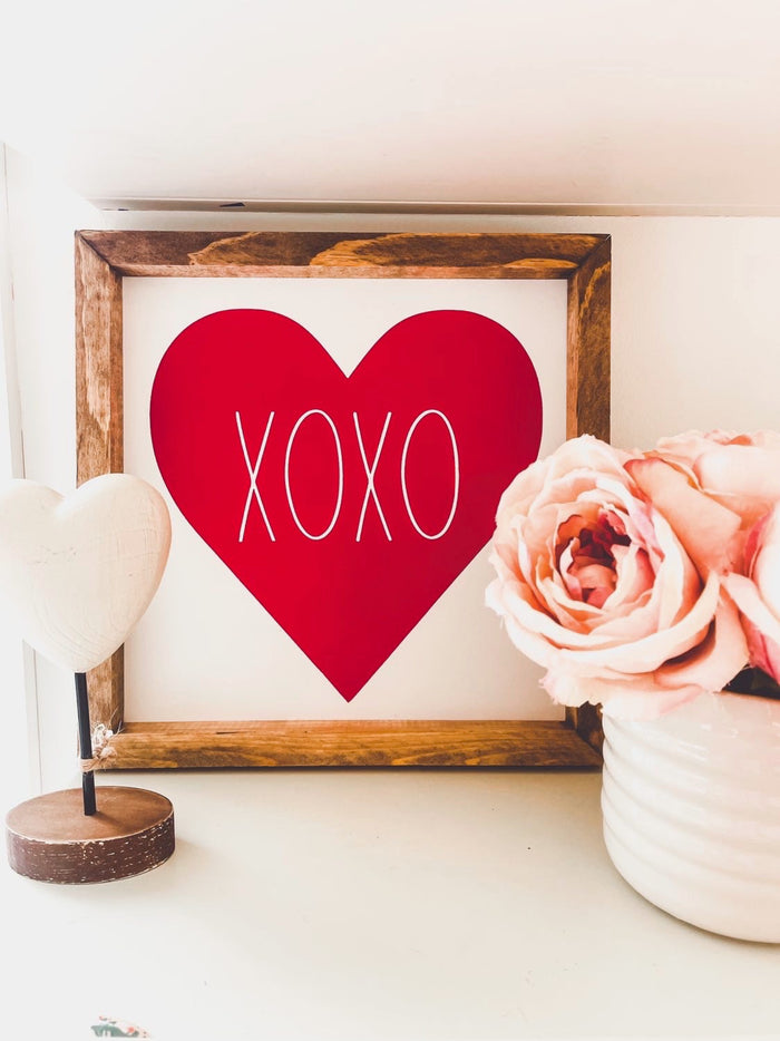 XOXO Heart Framed Saying